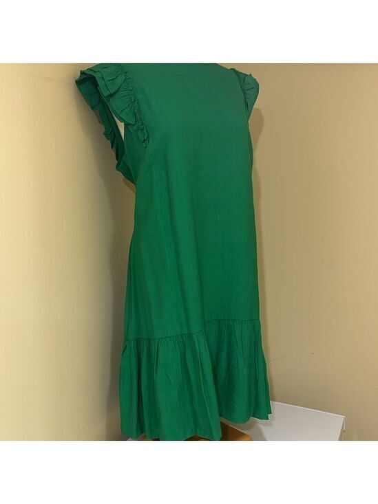 CeCe Dresses & Skirts - CeCe Green Solid Round Neck Shift Dress Ruffle Flutter Sleeves Knee 18W 7431916